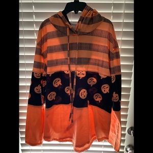 Women’s/Juniors Size M/L Halloween Hoodie